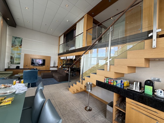 Loft Room (and minibar/wet bar)